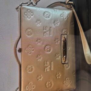Gorgeous Versace 19V69 Abbigliamento Sportivo SRL Milano Italia Gold Handbag